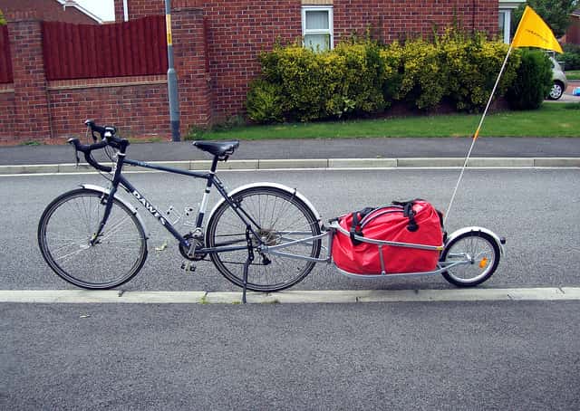 サイクルトレーラーおすすめ7選】自転車に取り付けて重い荷物を運ぶ 