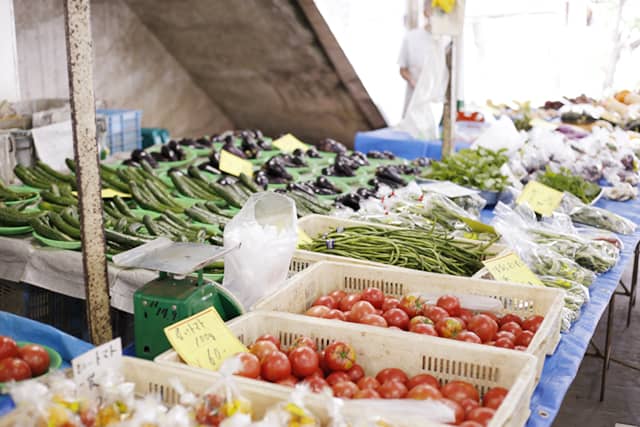 産直市場に並ぶ鎌倉野菜